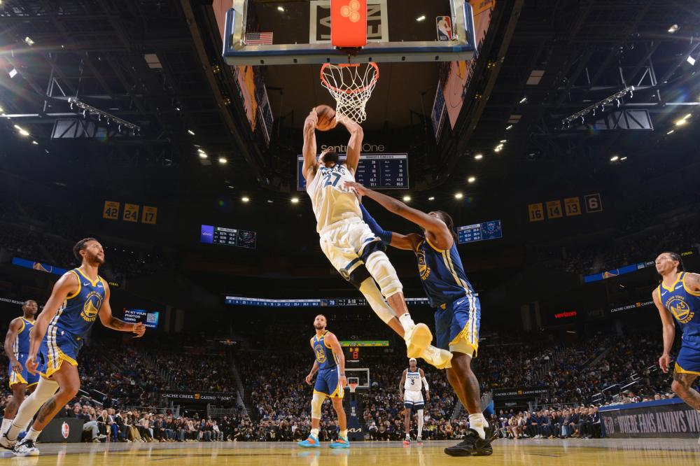 通过坚韧和 通过坚韧和