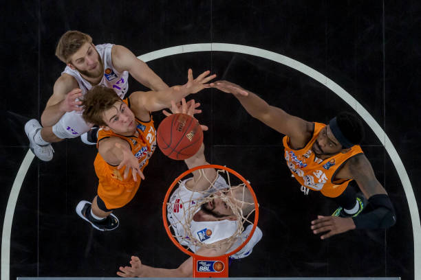 表现与曼联 表现与曼联